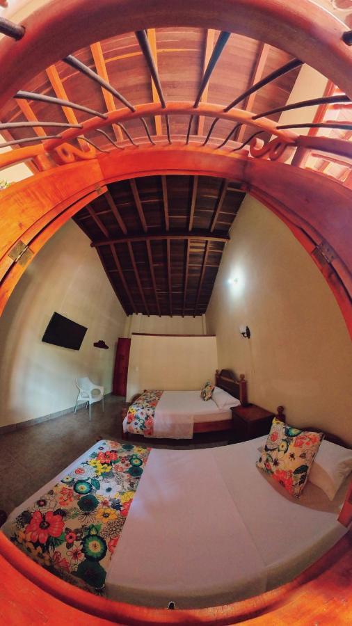 La Casa De Las Flores Hostal 하르딘 외부 사진