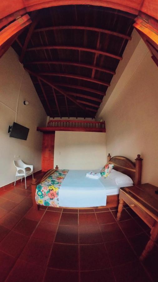 La Casa De Las Flores Hostal 하르딘 외부 사진