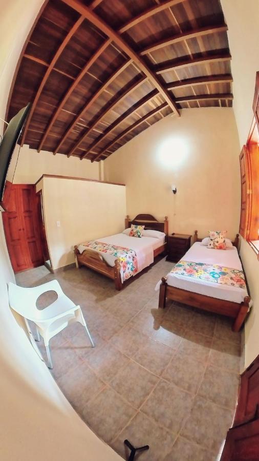 La Casa De Las Flores Hostal 하르딘 외부 사진