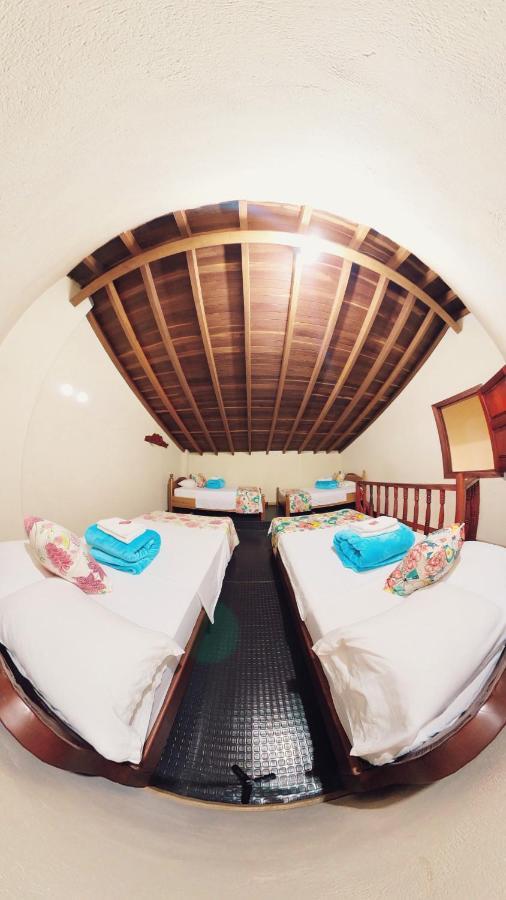 La Casa De Las Flores Hostal 하르딘 외부 사진