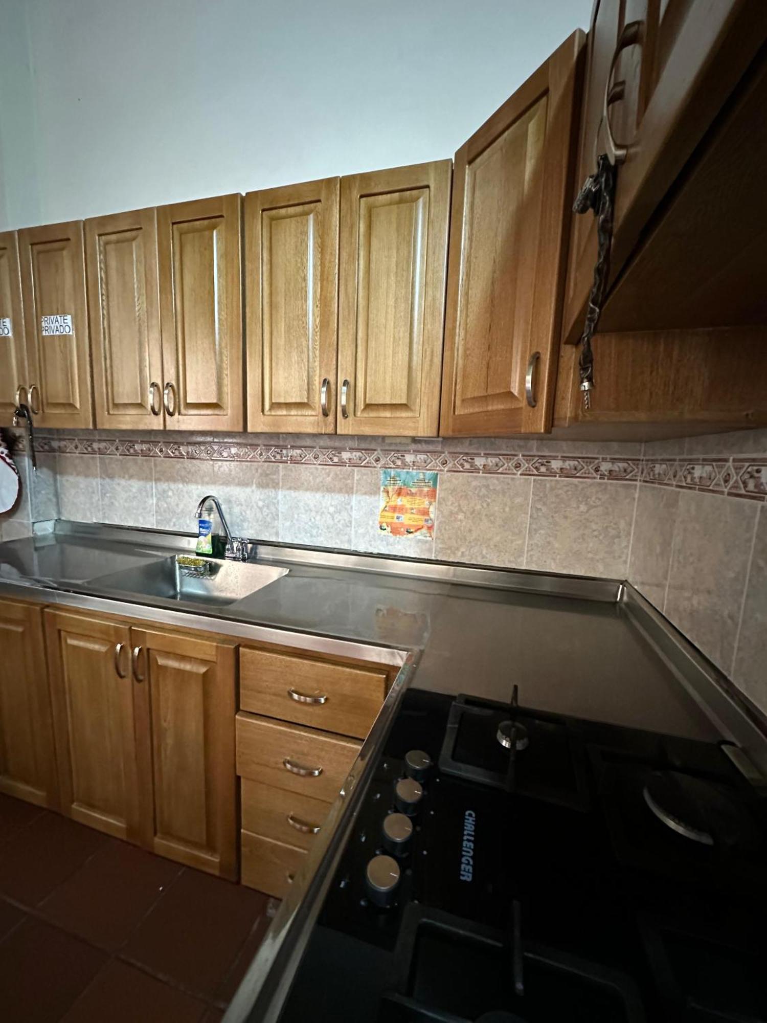 La Casa De Las Flores Hostal 하르딘 외부 사진